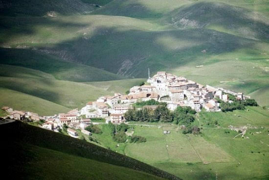 2002castelluccio4947jpg 35963022892 o