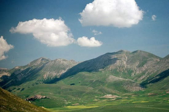 2002castelluccio4953jpg 35963022622 o