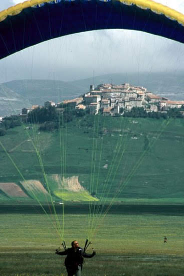 2002castelluccio4962jpg 35963022362 o