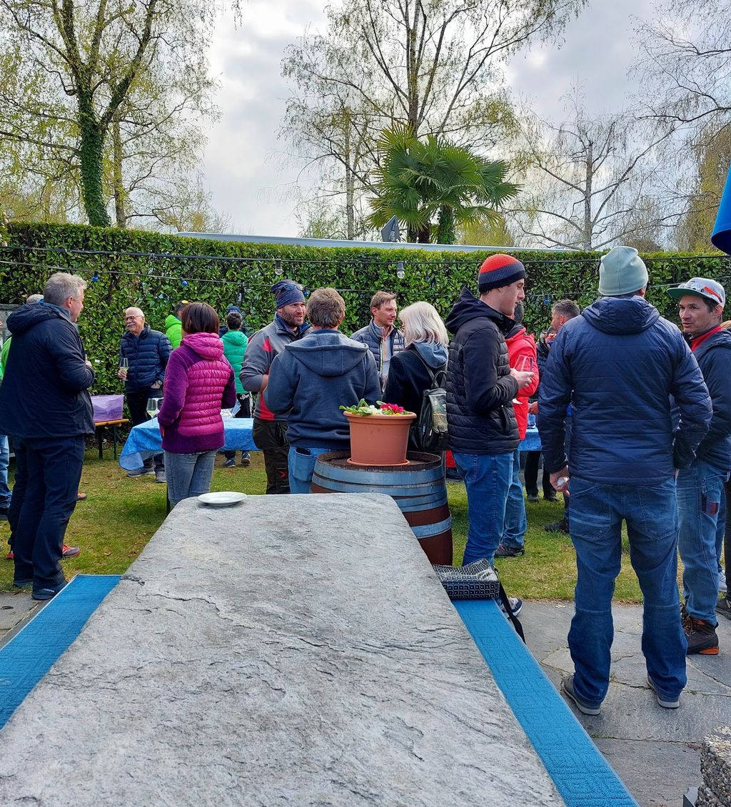 277534312 5358397377524464 4596050341093954918 