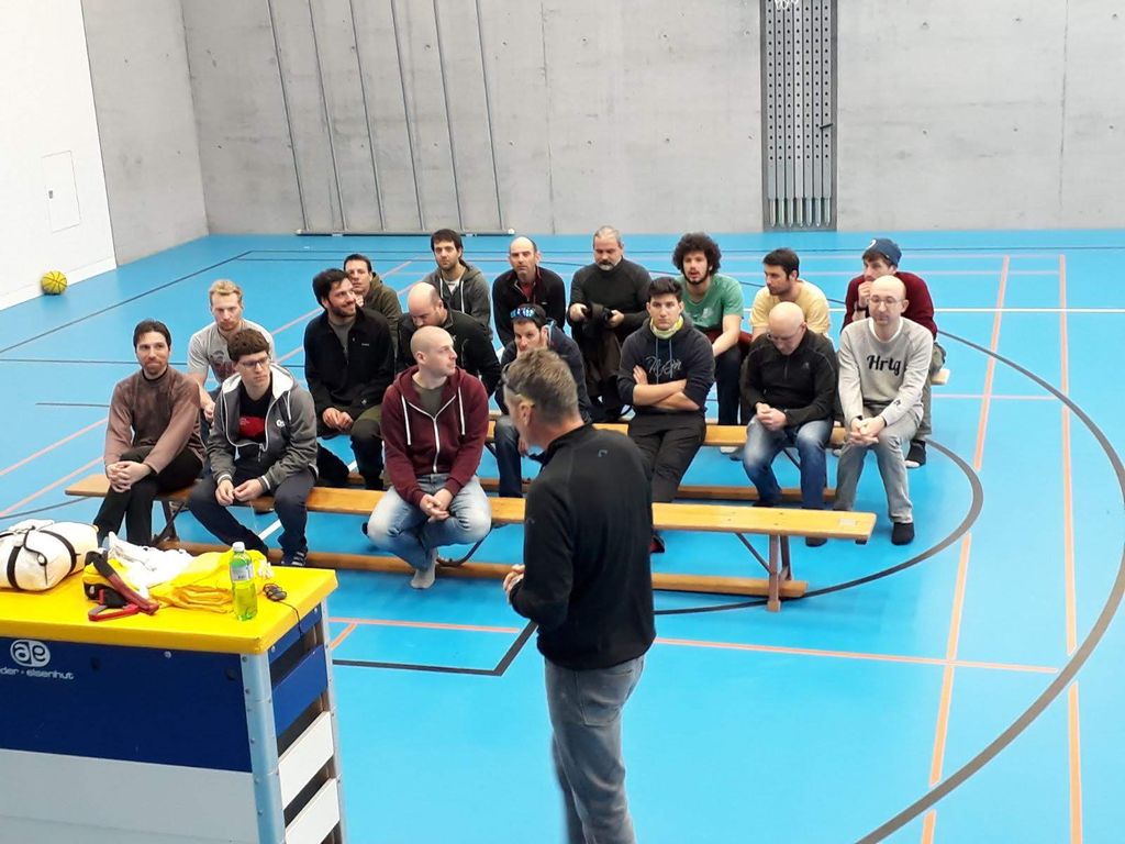 whatsapp image 2018 02 25 at 1151431 2566973826